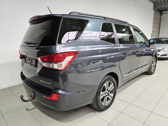 Ssang Yong Rodius 2.2