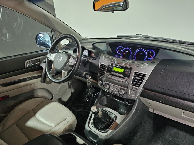 Ssang Yong Rodius 2.2