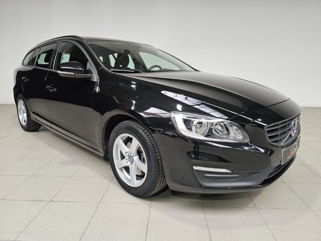 Volvo V60 D2