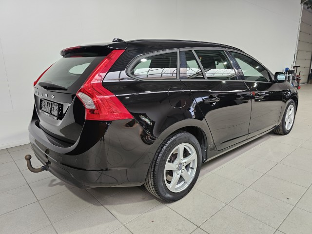 Volvo V60 D2