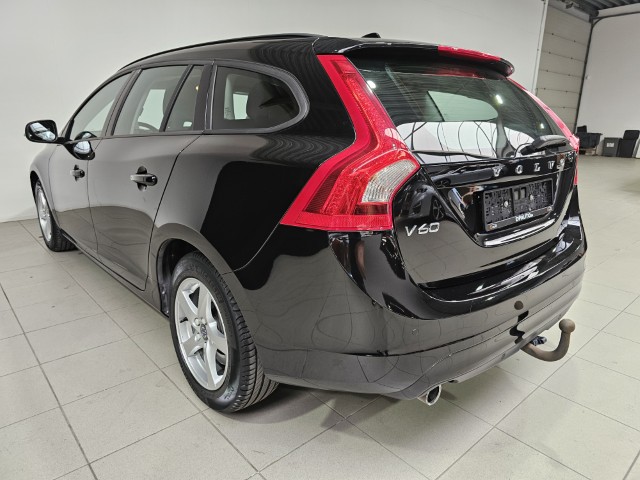 Volvo V60 D2