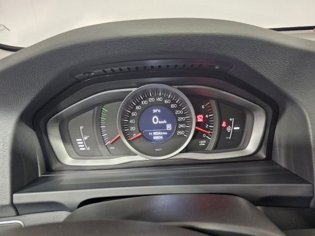 Volvo V60 D2