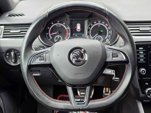 Skoda Octavia 2.0 TSI DSG RS