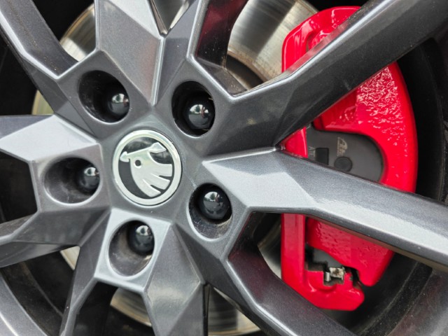 Skoda Octavia 2.0 TSI DSG RS