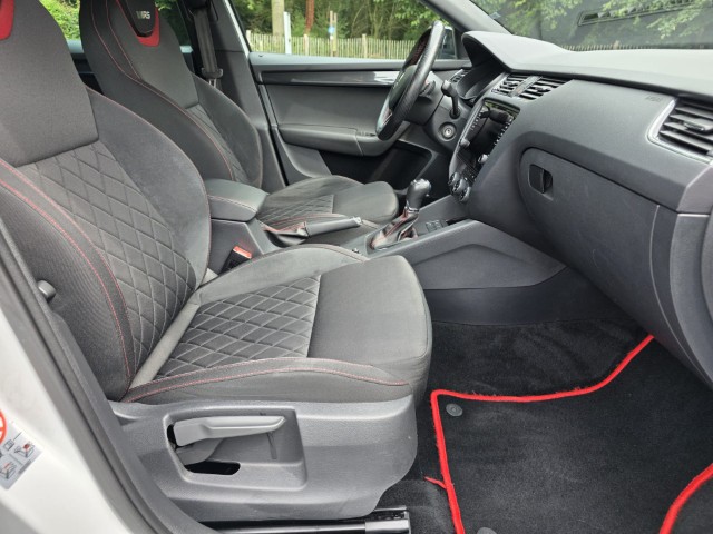 Skoda Octavia 2.0 TSI DSG RS