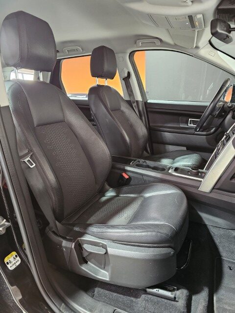 Land Rover Discovery 2.0 TD4