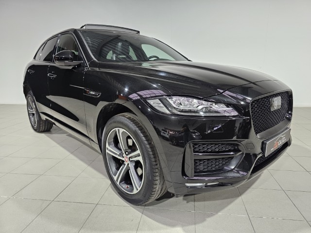 Jaguar F-Pace AWD 25t R-SPORT