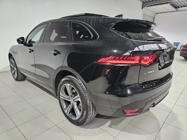 Jaguar F-Pace AWD 25t R-SPORT