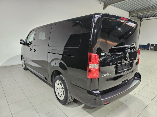 Peugeot Expert 2.0 Dubbele cabine 5 zitplaatsen - Automaat