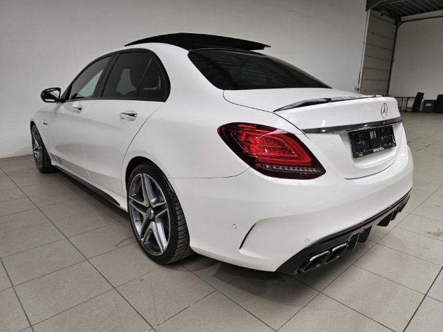 Mercedes C63 AMG V8 Turbo