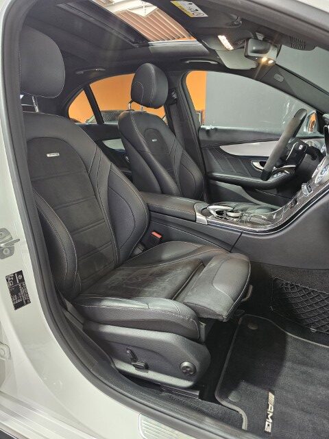 Mercedes C63 AMG V8 Turbo