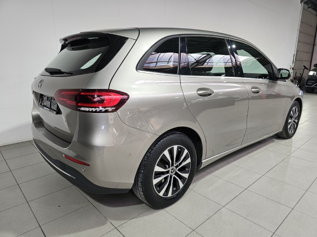 Mercedes B180 7G DCT