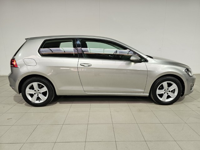 Volkswagen Golf 1.2 TSI