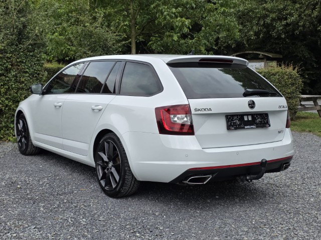 Skoda Octavia 2.0 TSI DSG RS