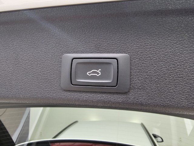 Audi A4 Avant 2.0 TFSI S Line