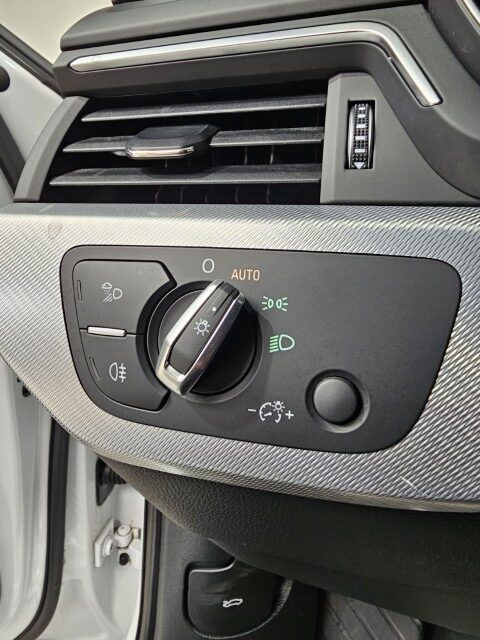 Audi A4 Avant 2.0 TFSI S Line