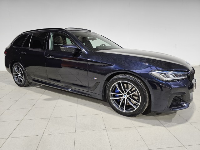 BMW 530e xDrive Touring M PACK