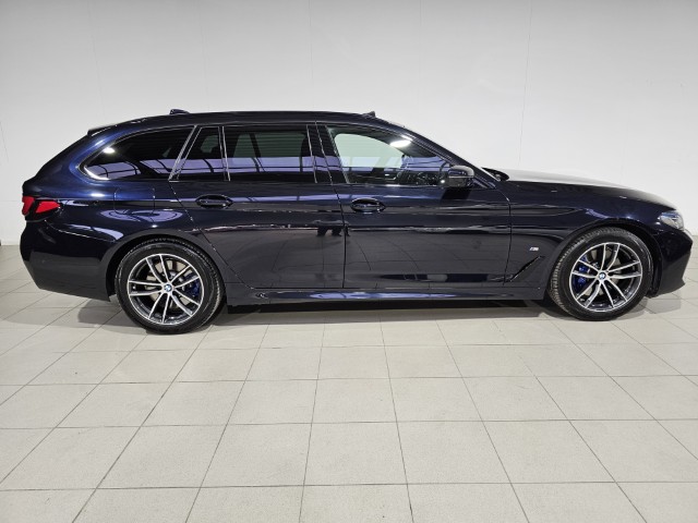 BMW 530e xDrive Touring M PACK