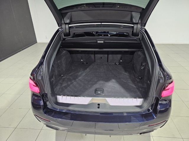 BMW 530e xDrive Touring M PACK