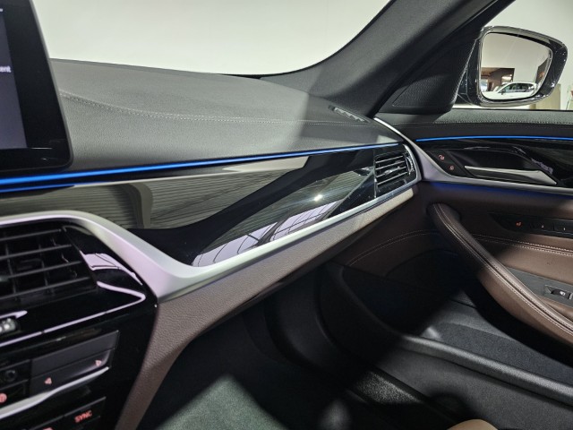 BMW 530e xDrive Touring M PACK