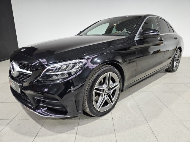 Mercedes C180d AMG PACK