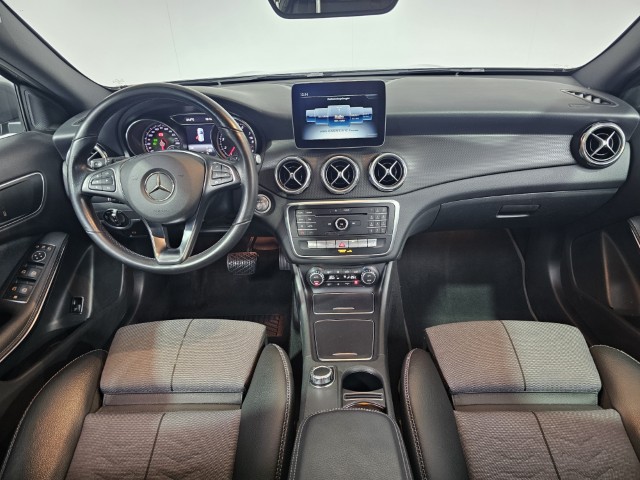 Mercedes GLA180 7G DCT Urban Pack