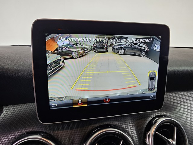 Mercedes GLA180 7G DCT Urban Pack