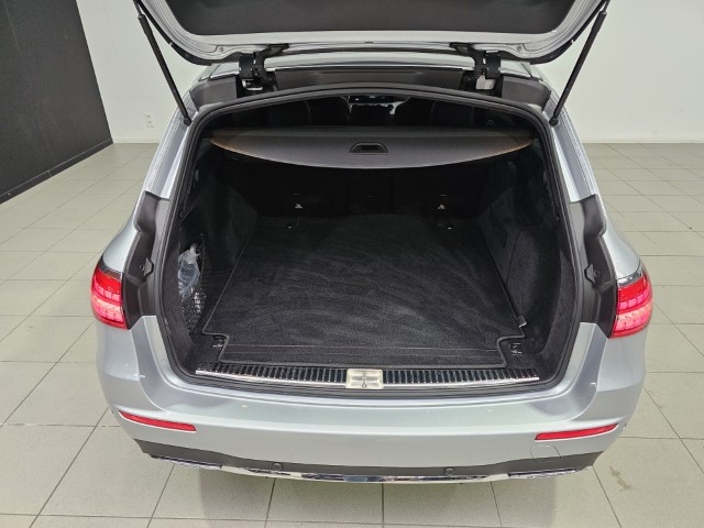 Mercedes E200d AMG PACK