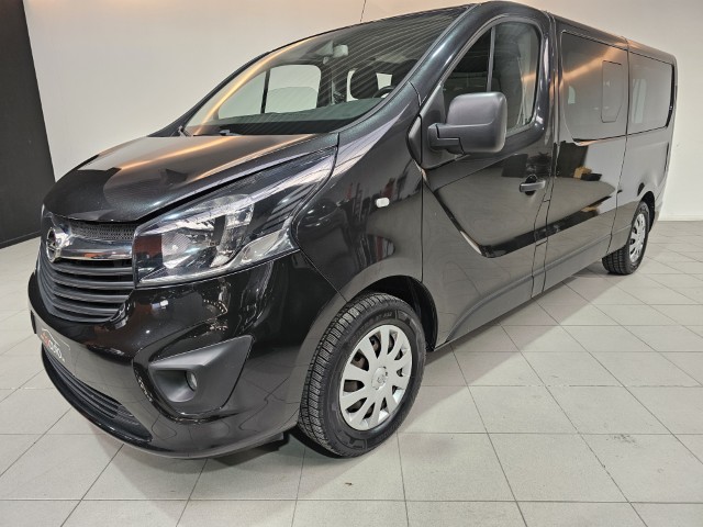 Opel Vivaro 1.6d 9 zitplaatsen