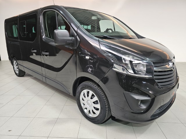 Opel Vivaro 1.6d 9 zitplaatsen
