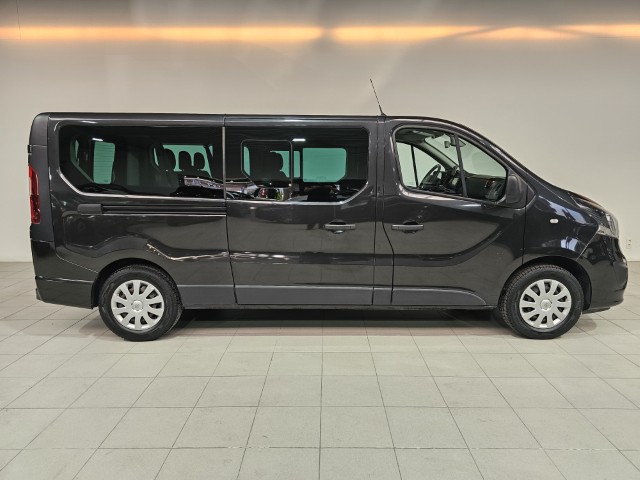 Opel Vivaro 1.6d 9 zitplaatsen