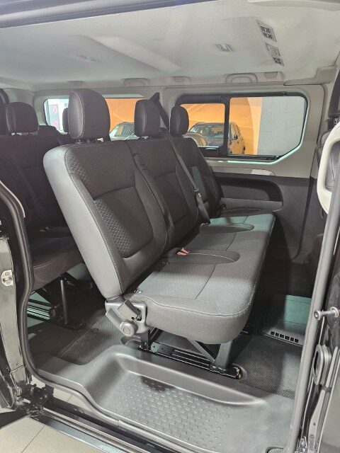 Opel Vivaro 1.6d 9 zitplaatsen