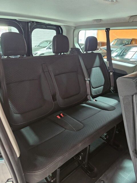 Opel Vivaro 1.6d 9 zitplaatsen