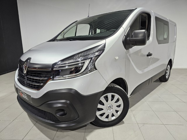Renault Trafic dCi Lichte vracht - 5 zitplaatsen