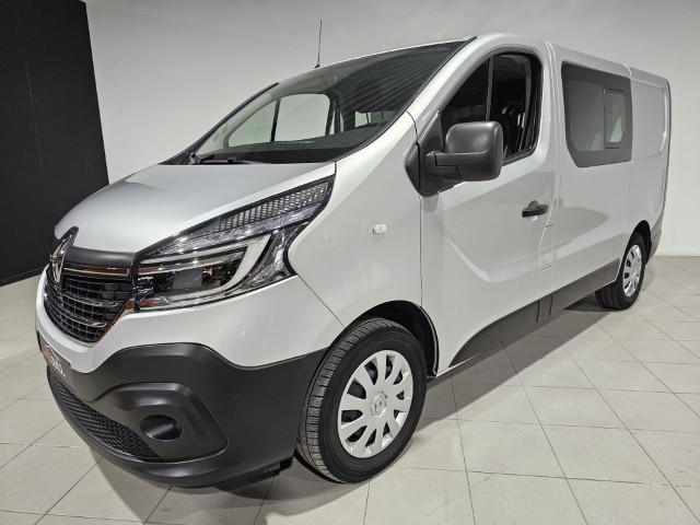 Renault Trafic dCi Lichte vracht - 5 zitplaatsen