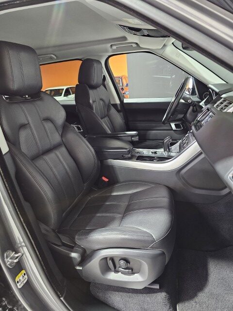 Land Rover Range Rover Sport TDV6 Autobiography