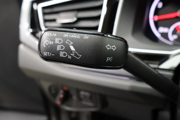 Volkswagen Polo 1.0 TSI Apple CarPlay/Android Auto