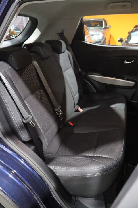 Ssang Yong Tivoli 1.6 XGi 2WD Automaat