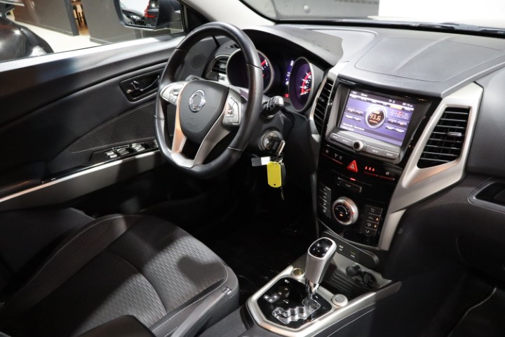Ssang Yong Tivoli 1.6 XGi 2WD Automaat