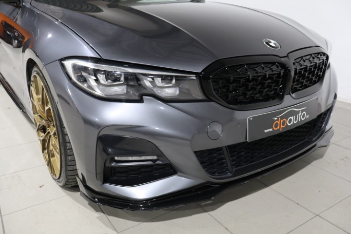 BMW 330e Touring M-Sport