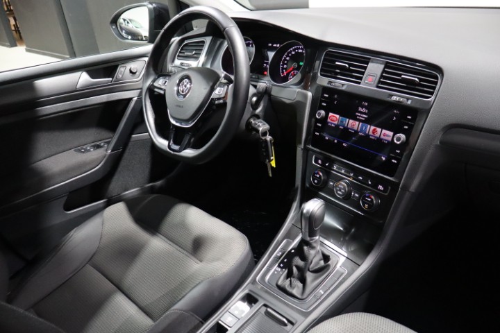 Volkswagen Golf 1.0 TSI Apple Carplay/AndroidAuto