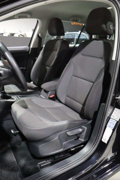 Volkswagen Golf 1.0 TSI Apple Carplay/AndroidAuto