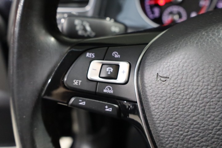 Volkswagen Golf 1.0 TSI Apple Carplay/AndroidAuto