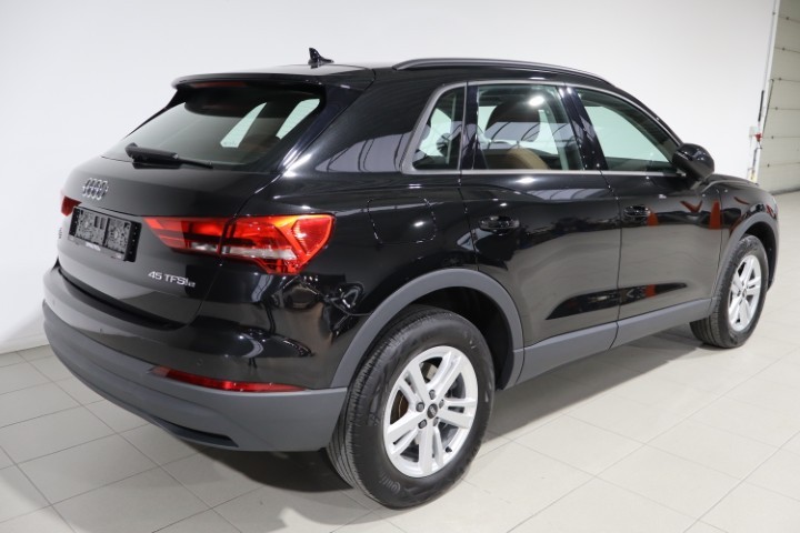 Audi Q3 45 TFSIe S Tronic