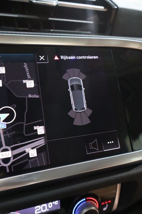 Audi Q3 45 TFSIe S Tronic