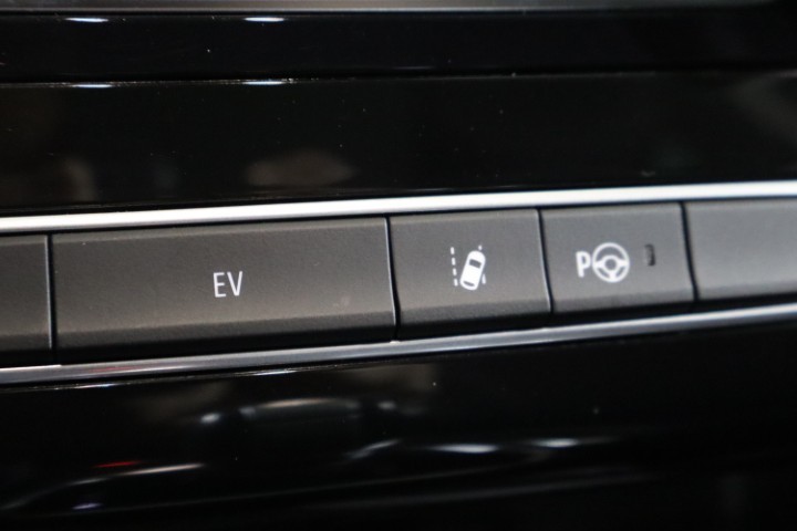 Renault Megane E Tech Plugin Hybrid