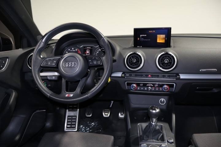 Audi A3 TFSI Limousine S Line