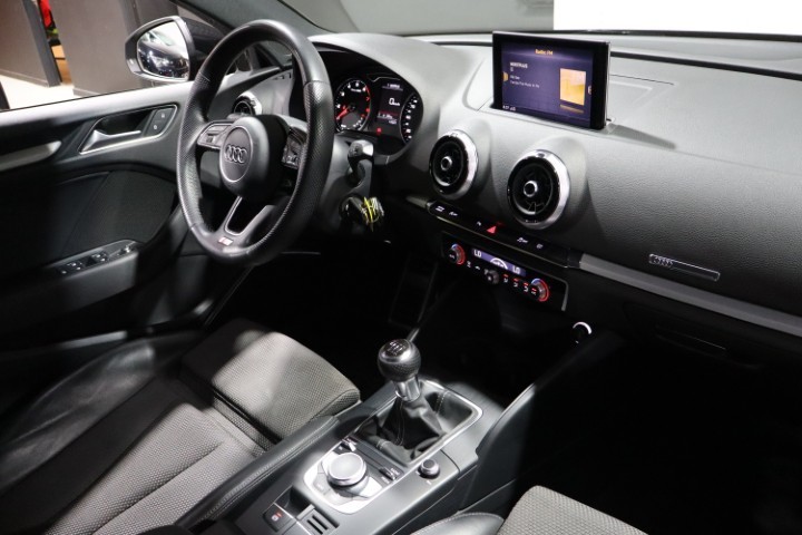 Audi A3 TFSI Limousine S Line