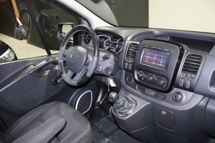 Opel Vivaro 1.6d Lichte vracht 5 zitplaatsen