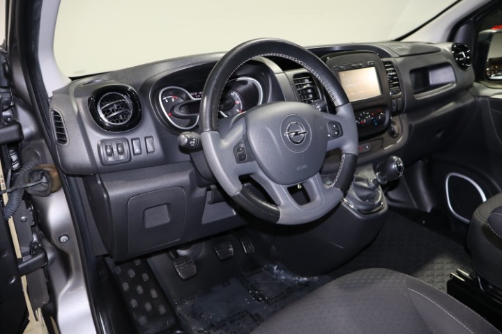 Opel Vivaro 1.6d Lichte vracht 5 zitplaatsen
